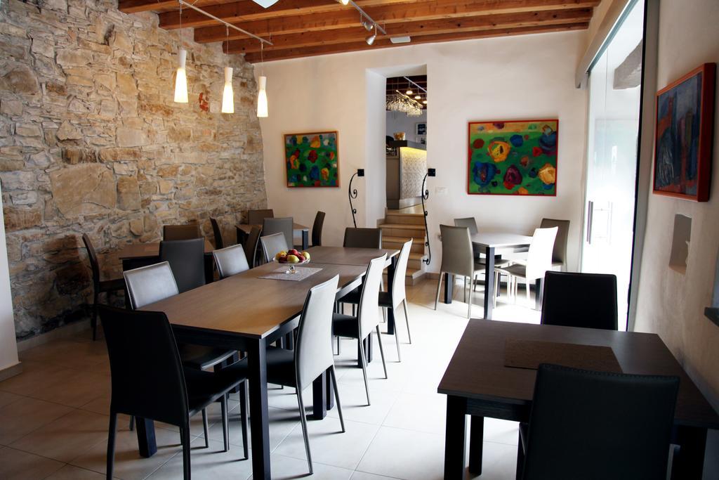 Boutique Hotel Dvor 도브로보 외부 사진