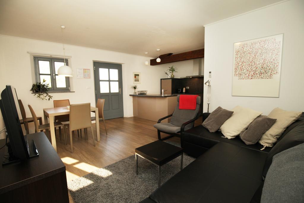 Boutique Hotel Dvor 도브로보 외부 사진